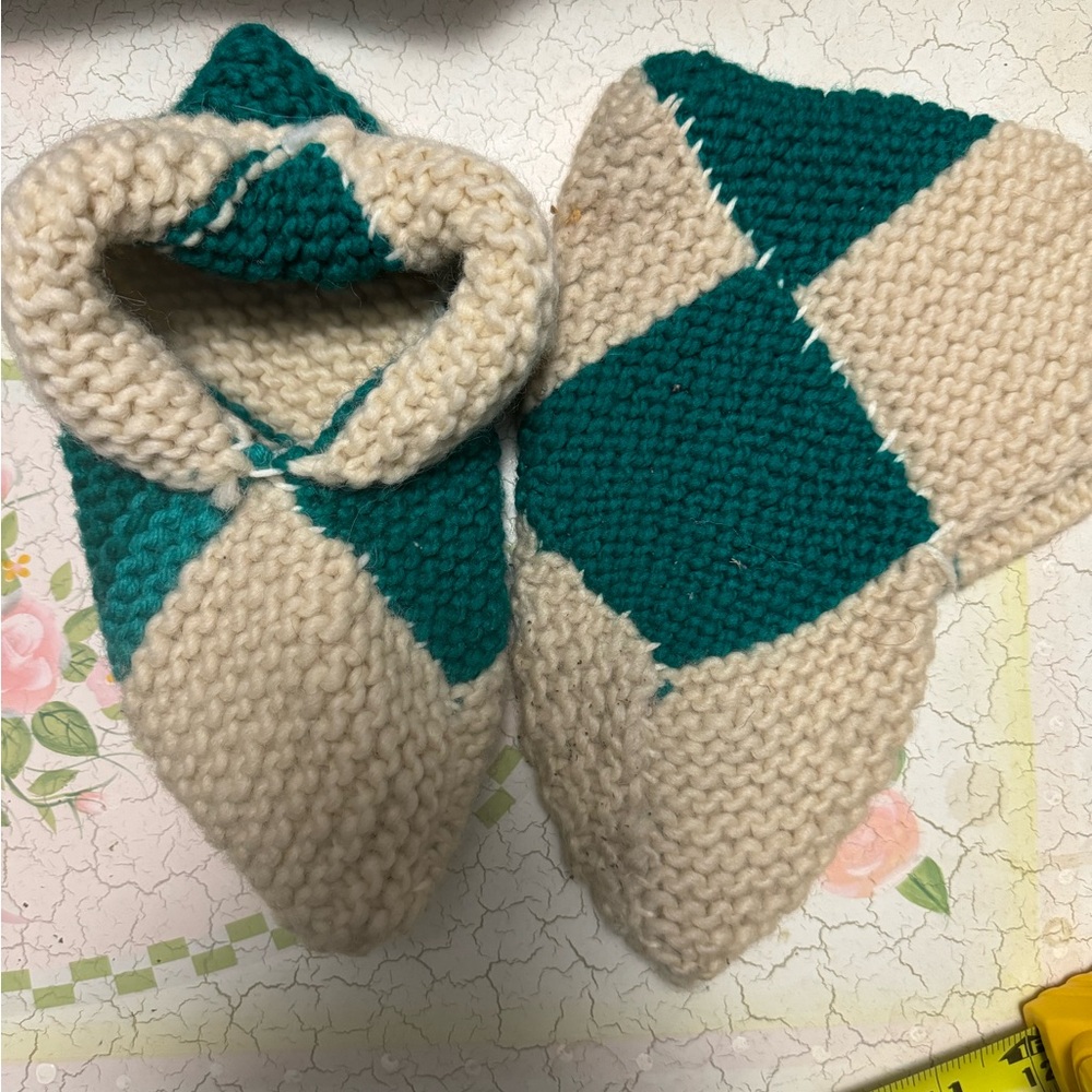House Slippers Hand knit Handmade - Picture 3 of 3